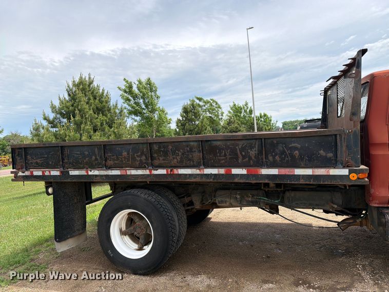 image for item FK0241 1976 Ford Custom Cab flatbed truck