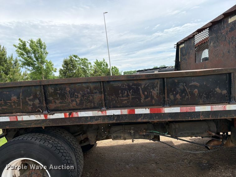 image for item FK0241 1976 Ford Custom Cab flatbed truck