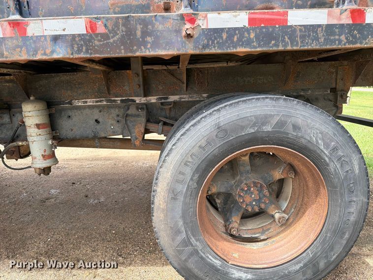 image for item FK0241 1976 Ford Custom Cab flatbed truck