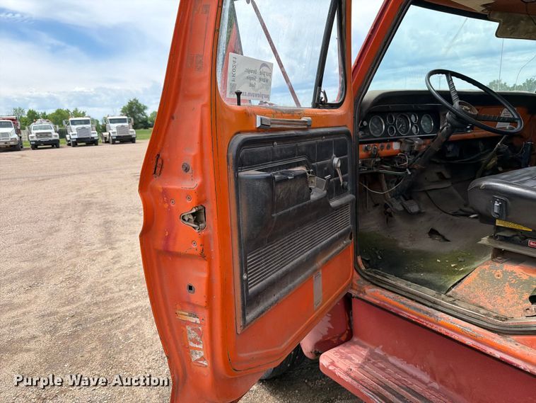 image for item FK0241 1976 Ford Custom Cab flatbed truck
