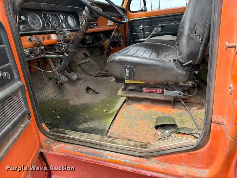 image for item FK0241 1976 Ford Custom Cab flatbed truck