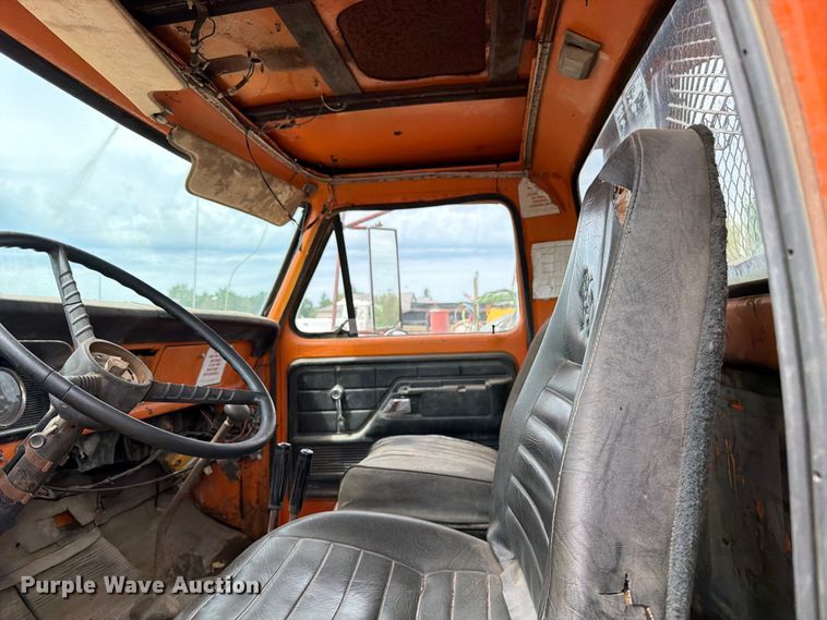 image for item FK0241 1976 Ford Custom Cab flatbed truck