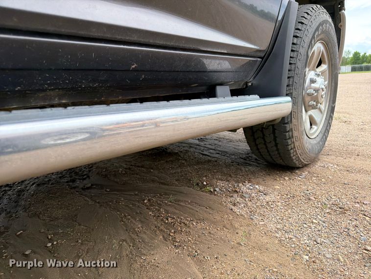 image for item FK0243 2018 RAM 2500 Crew Cab pickup truck