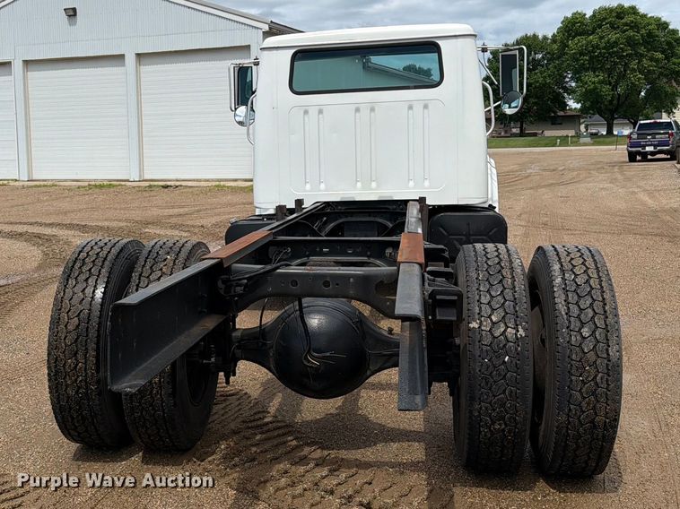 image for item FK0250 1997 International 4700 