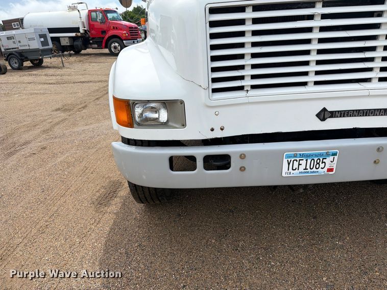 image for item FK0250 1997 International 4700 