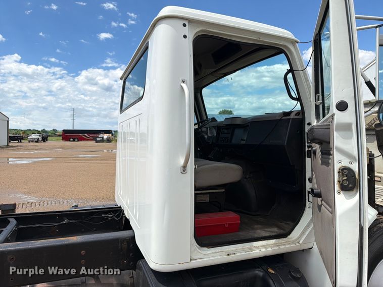 image for item FK0250 1997 International 4700 