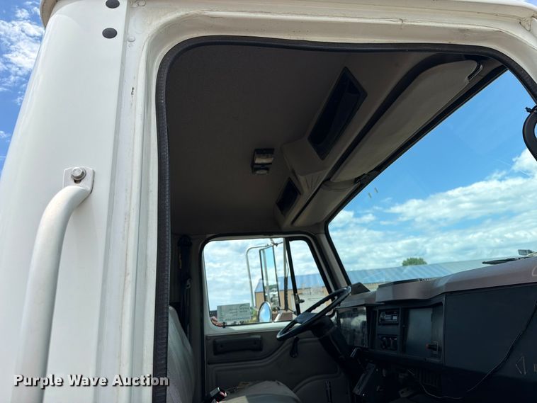image for item FK0250 1997 International 4700 