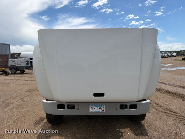 image for item FK0250 1997 International 4700 
