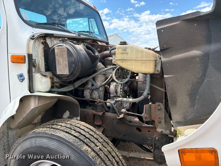 image for item FK0250 1997 International 4700 