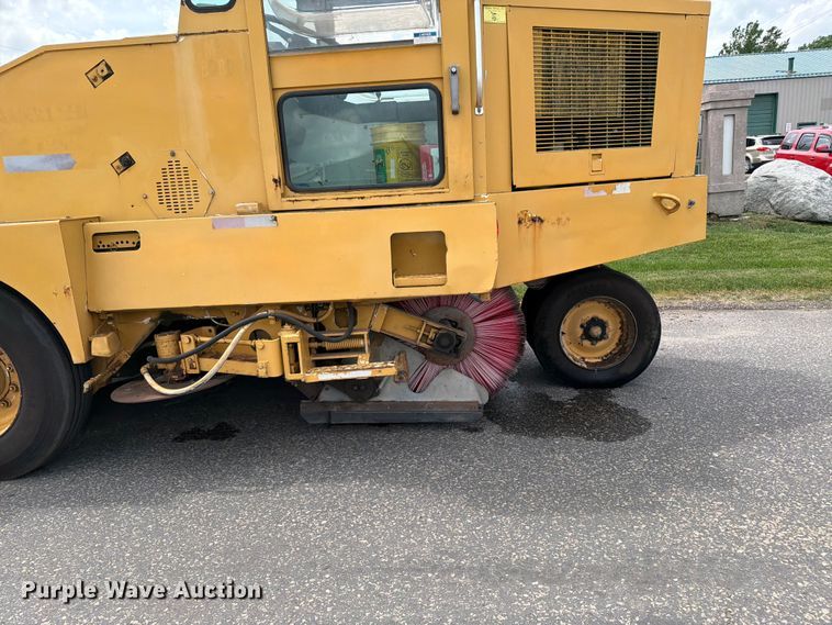 image for item FK0263 1997 Elgin Pelican street sweeper