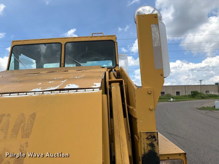 image for item FK0263 1997 Elgin Pelican street sweeper