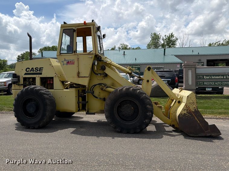 image for item FK0264 1971 Case W18 wheel loader