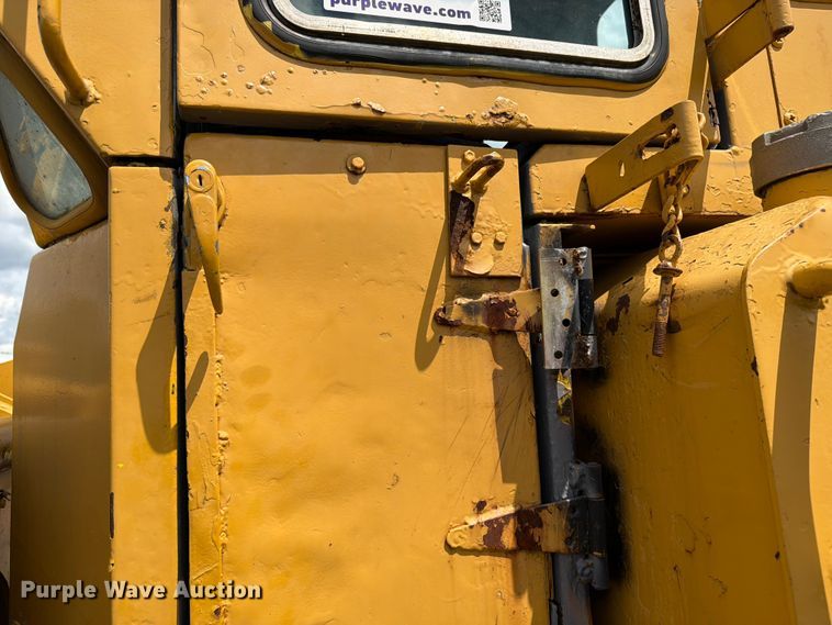 image for item FK0265 1975 Michigan 45BP wheel loader