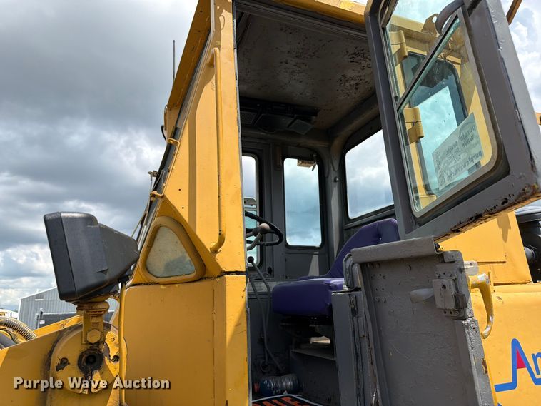 image for item FK0265 1975 Michigan 45BP wheel loader