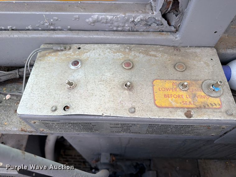 image for item FK0265 1975 Michigan 45BP wheel loader