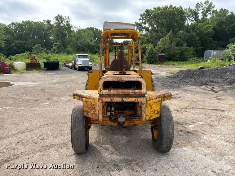 image for item FK3003 Massey Ferguson MF 6500 forklift