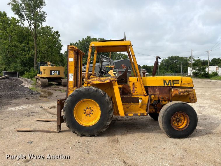 image for item FK3003 Massey Ferguson MF 6500 forklift
