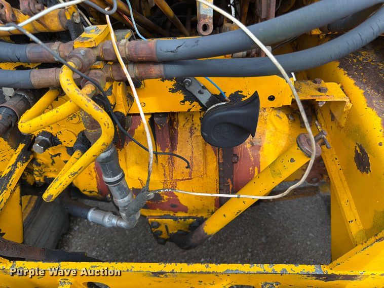 image for item FK3003 Massey Ferguson MF 6500 forklift