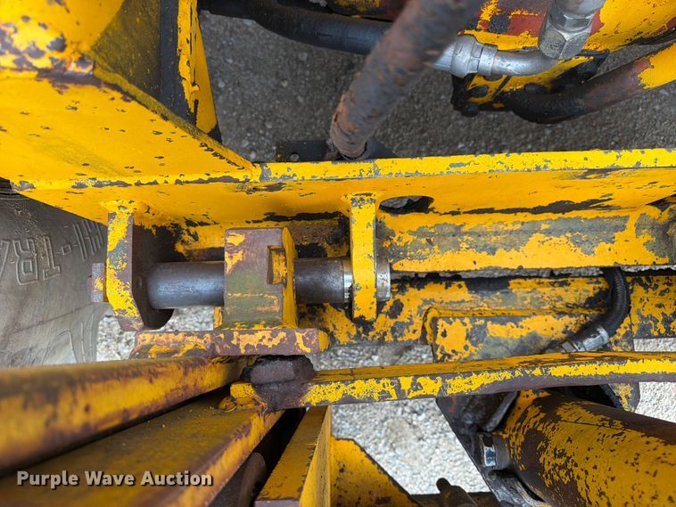 image for item FK3003 Massey Ferguson MF 6500 forklift