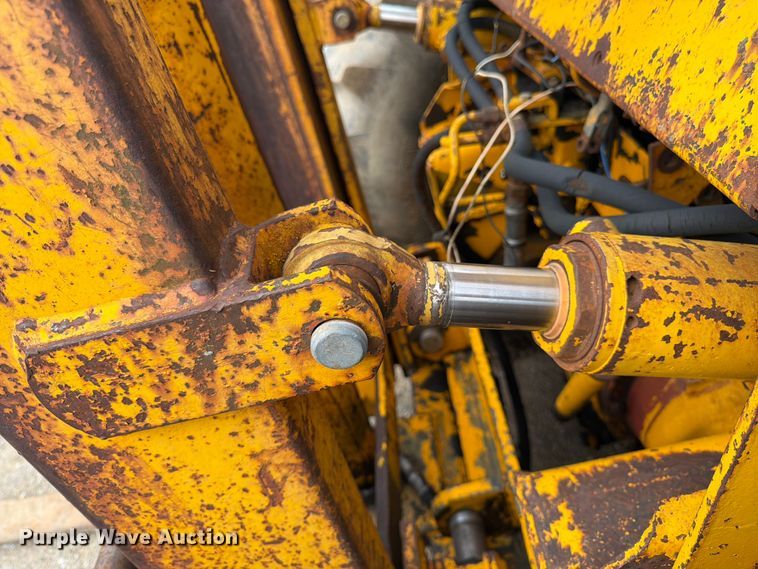 image for item FK3003 Massey Ferguson MF 6500 forklift