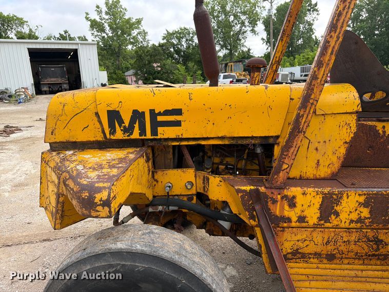 image for item FK3003 Massey Ferguson MF 6500 forklift