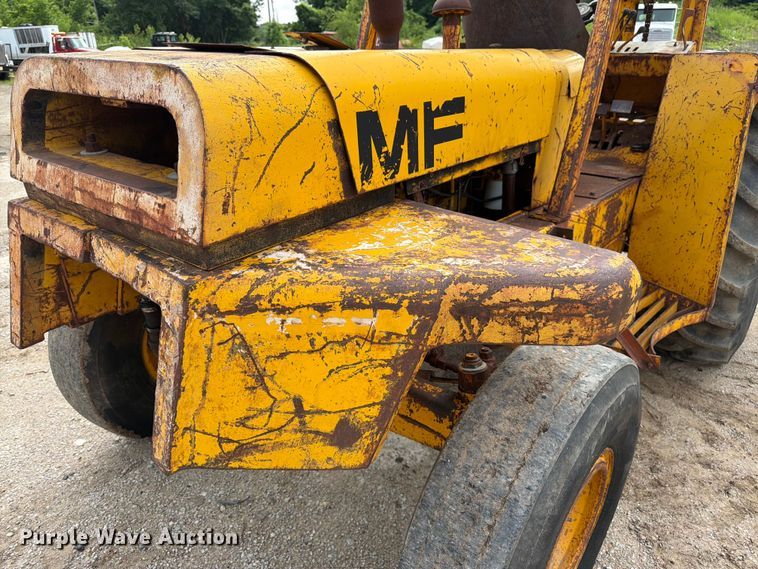 image for item FK3003 Massey Ferguson MF 6500 forklift
