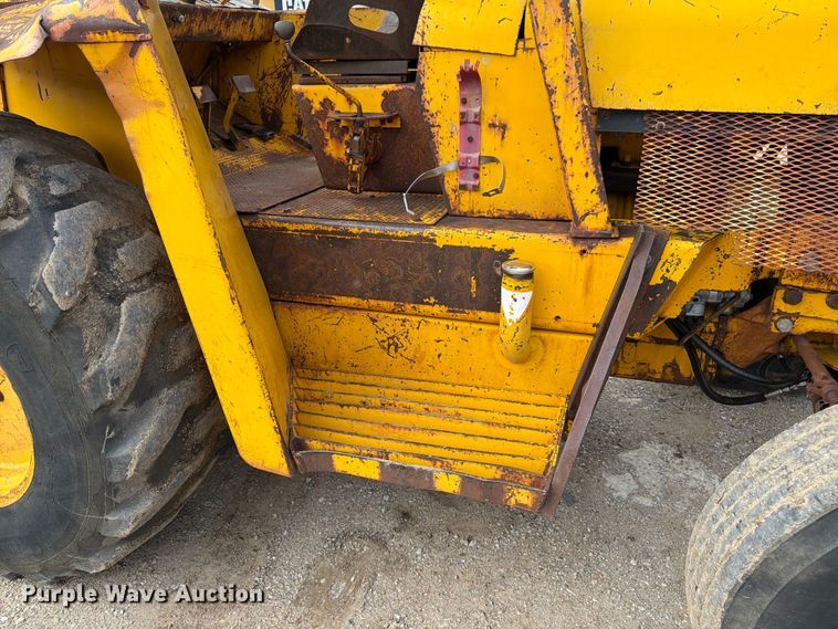image for item FK3003 Massey Ferguson MF 6500 forklift