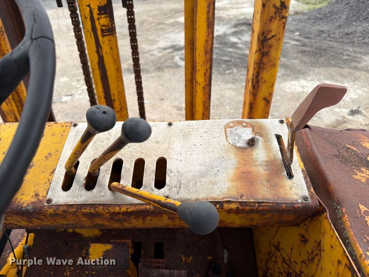 image for item FK3003 Massey Ferguson MF 6500 forklift