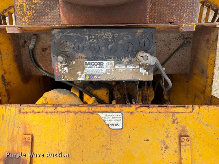 image for item FK3003 Massey Ferguson MF 6500 forklift