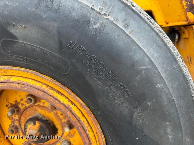 image for item FK3003 Massey Ferguson MF 6500 forklift