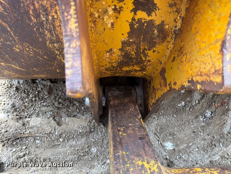 image for item FK3005 Caterpillar 977L track loader