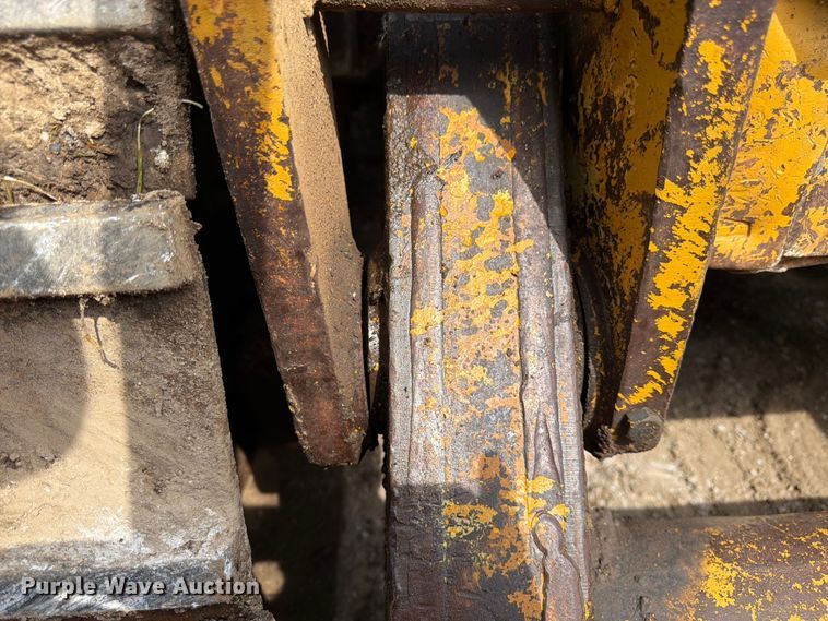 image for item FK3005 Caterpillar 977L track loader