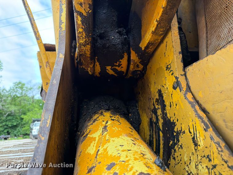 image for item FK3005 Caterpillar 977L track loader