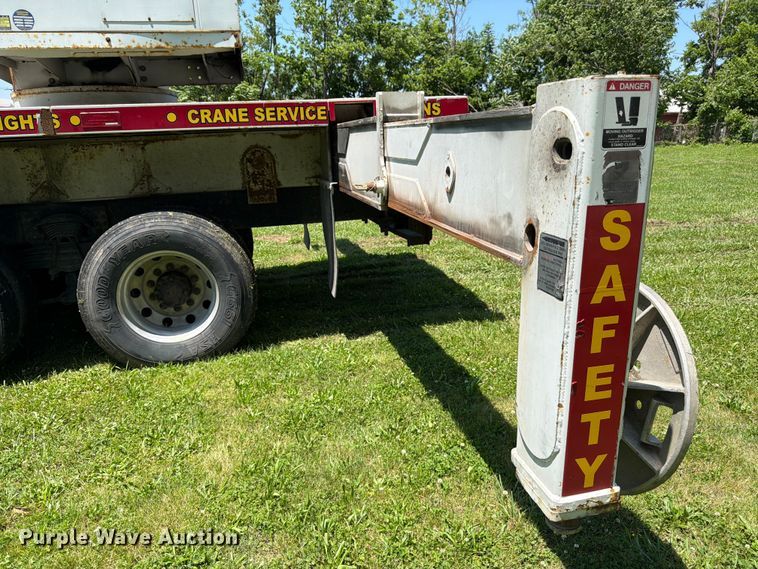 image for item FK3011 2006 Sterling Truck L9500 Series crane truck