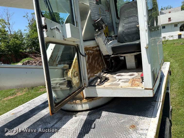 image for item FK3011 2006 Sterling Truck L9500 Series crane truck