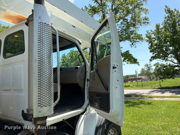 image for item FK3011 2006 Sterling Truck L9500 Series crane truck