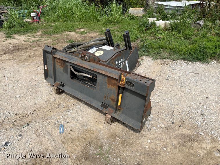 image for item FK3016 2013 Bobcat 18PLA skid steer cold planer