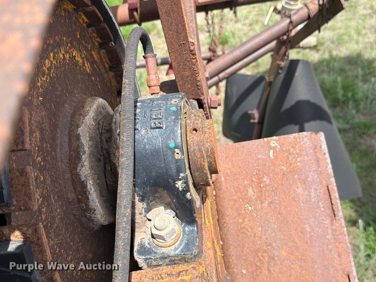 image for item FK4006 KolmanAthey 101 dozer trap conveyor