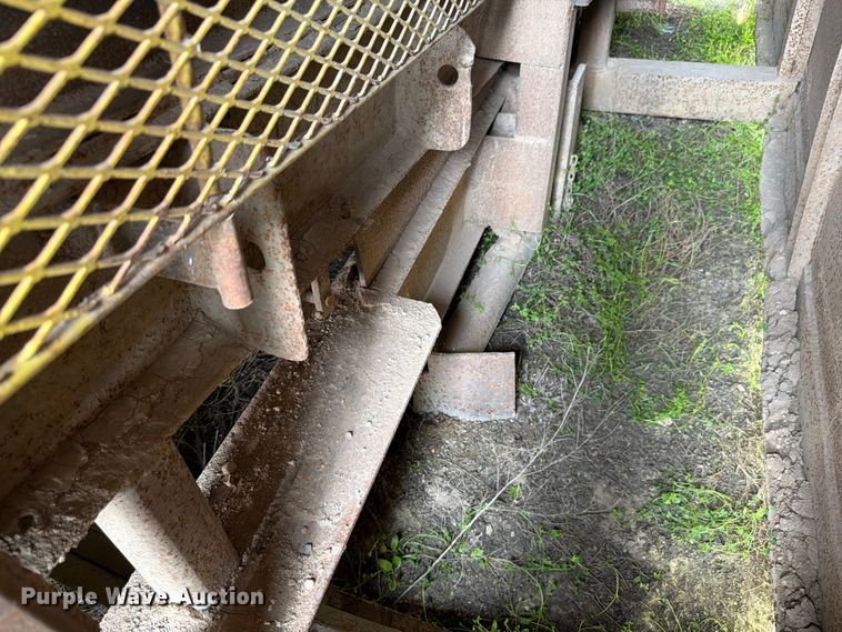 image for item FK4007 Dozer trap conveyor