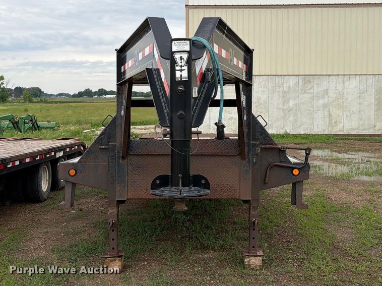 image for item FK4016 2013 PJTM Trailer equipment trailer