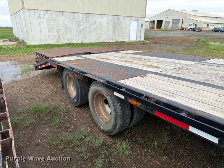 image for item FK4016 2013 PJTM Trailer equipment trailer