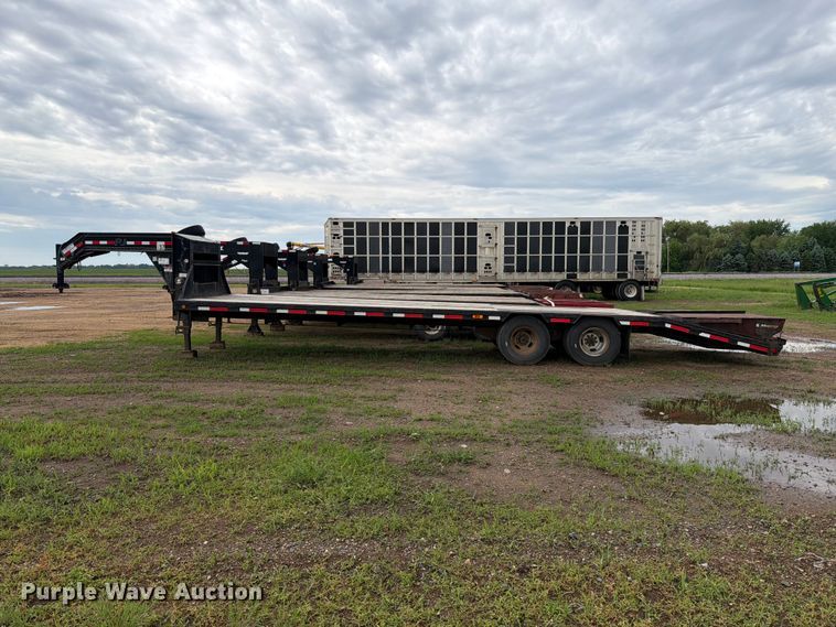 image for item FK4016 2013 PJTM Trailer equipment trailer