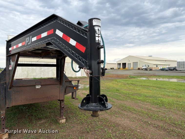 image for item FK4016 2013 PJTM Trailer equipment trailer