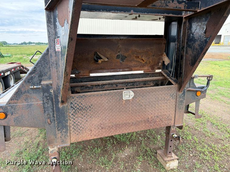 image for item FK4016 2013 PJTM Trailer equipment trailer