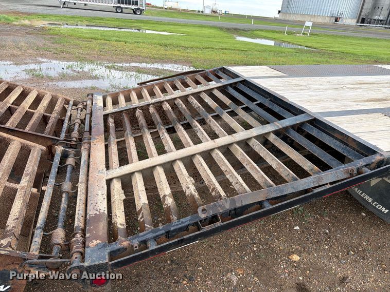 image for item FK4016 2013 PJTM Trailer equipment trailer