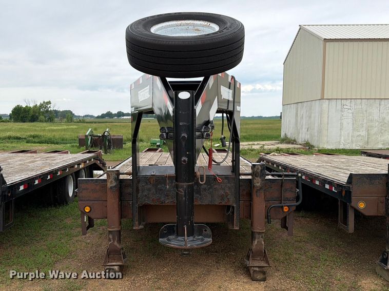image for item FK4025 2015 Towmaster T-20 equipment trailer