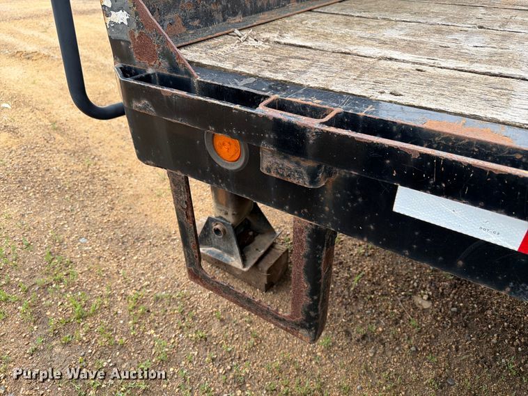 image for item FK4025 2015 Towmaster T-20 equipment trailer