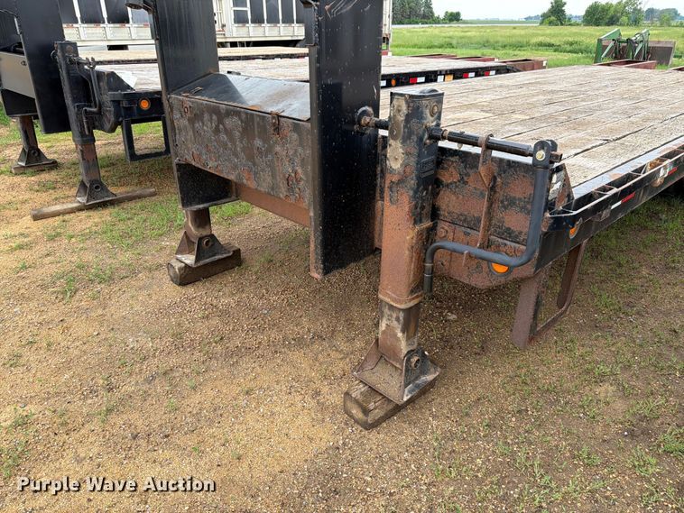 image for item FK4025 2015 Towmaster T-20 equipment trailer