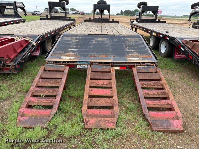 image for item FK4025 2015 Towmaster T-20 equipment trailer