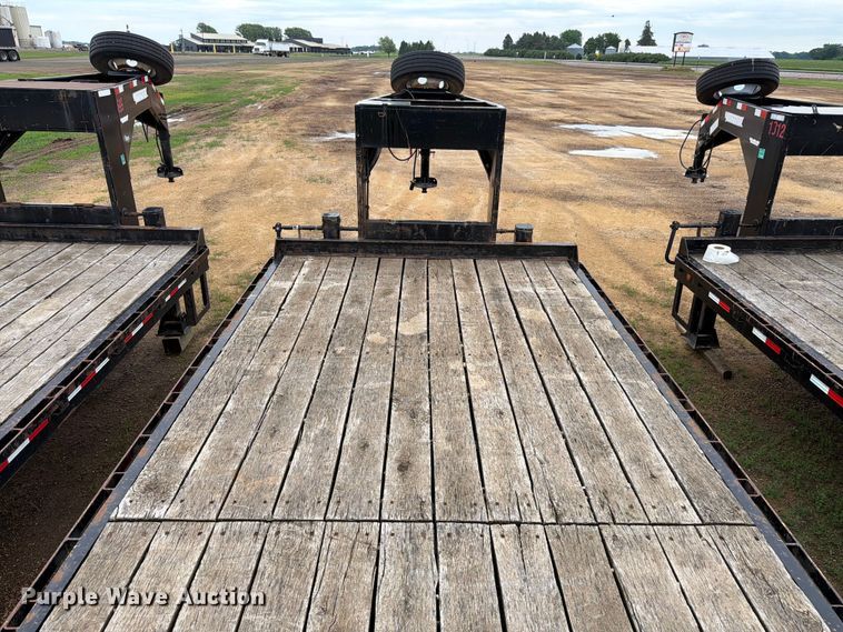 image for item FK4025 2015 Towmaster T-20 equipment trailer